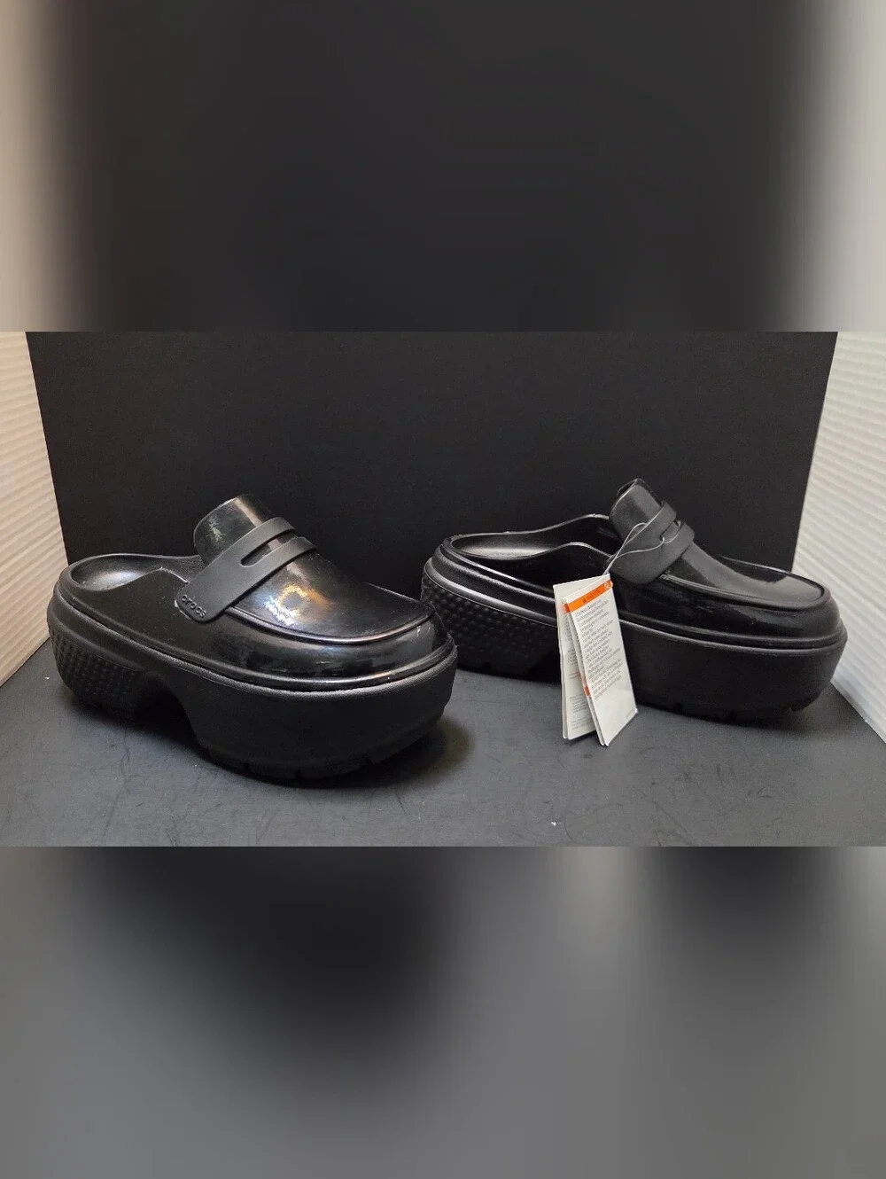 CROCS Stomp High Shine Loafer Black Corform Platform Clog Womens Size 6 0195